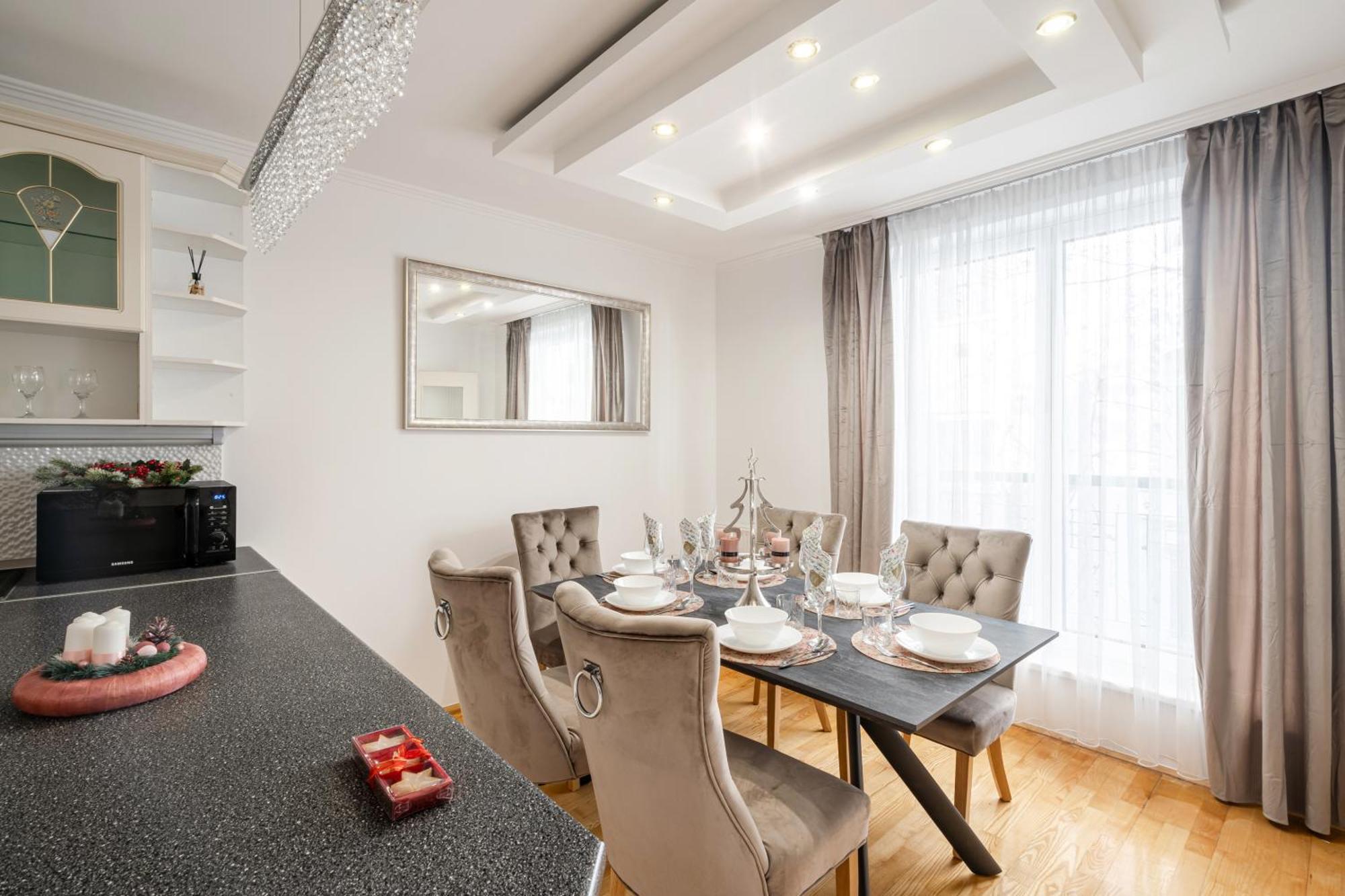 Beautiful Three Bedrooms Apartment With Free Parking Close To The Danube Coast Budapest Kültér fotó