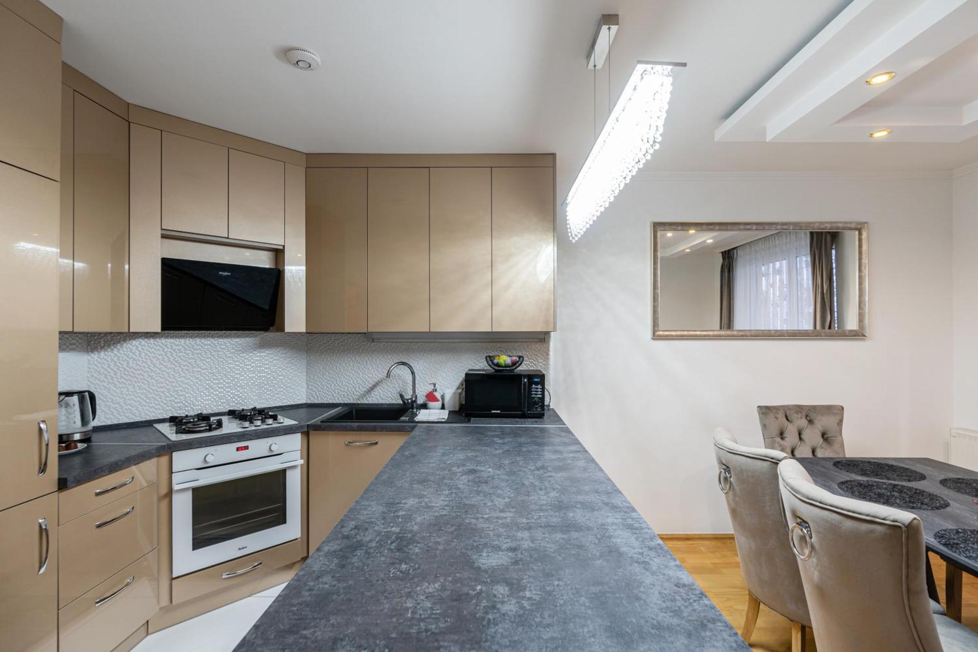 Beautiful Three Bedrooms Apartment With Free Parking Close To The Danube Coast Budapest Kültér fotó